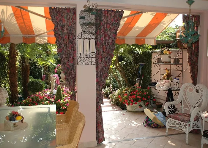 Residenza Giardino - Chez Antoinette Apartment Ascona