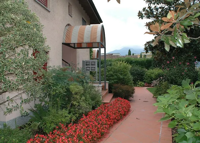 Residenza Giardino - Chez Antoinette Appartement *