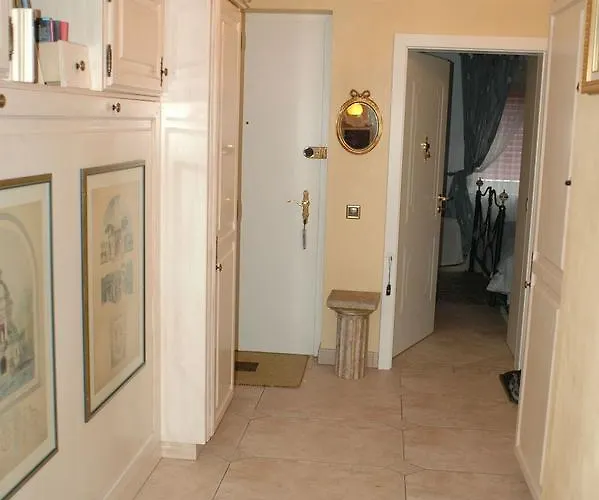 Residenza Giardino - Chez Antoinette Appartement