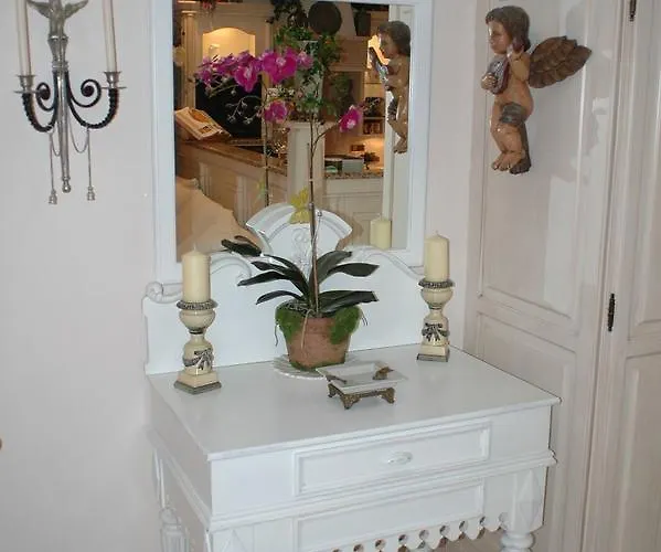 Apartman Residenza Giardino - Chez Antoinette *